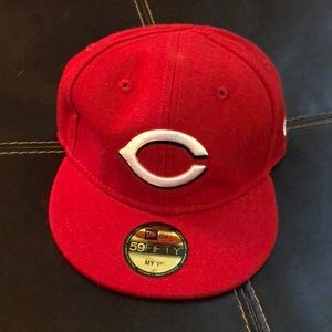 Infant Reds hat